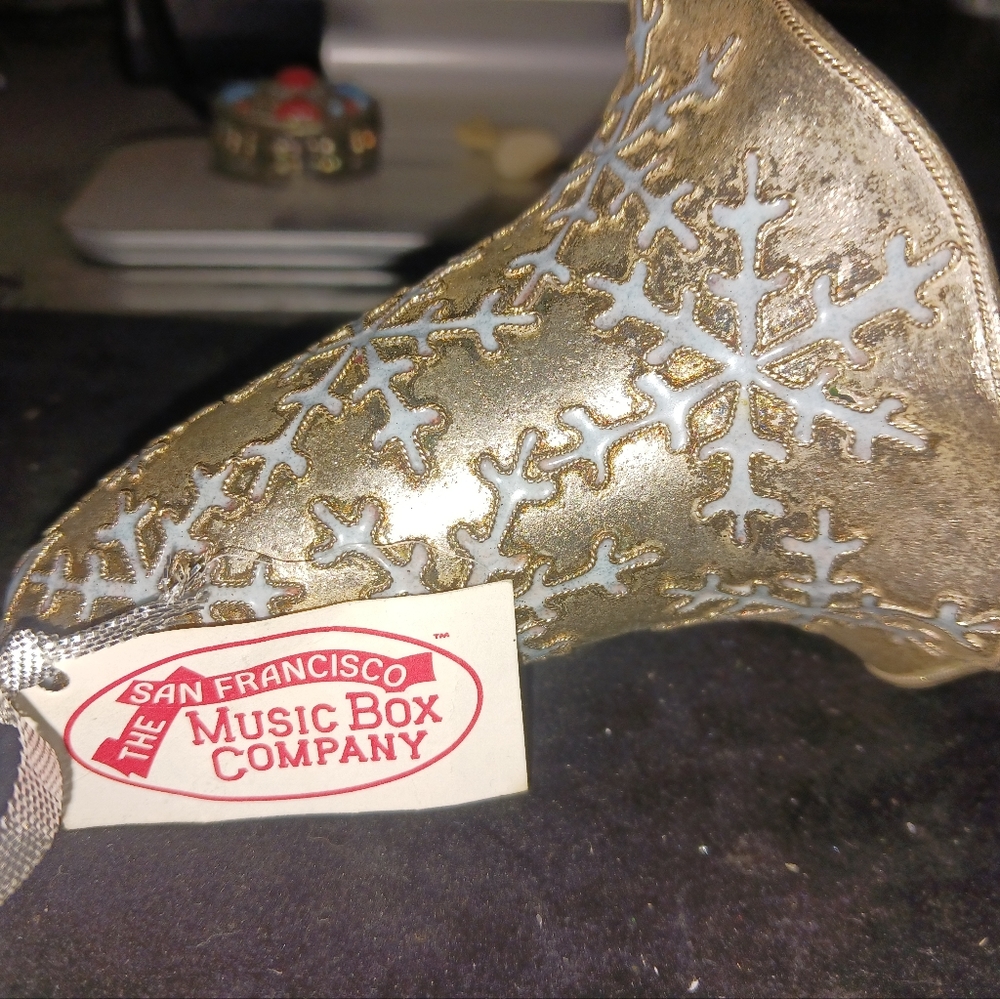 San Francisco Music Box bell ornament Ltd Ed